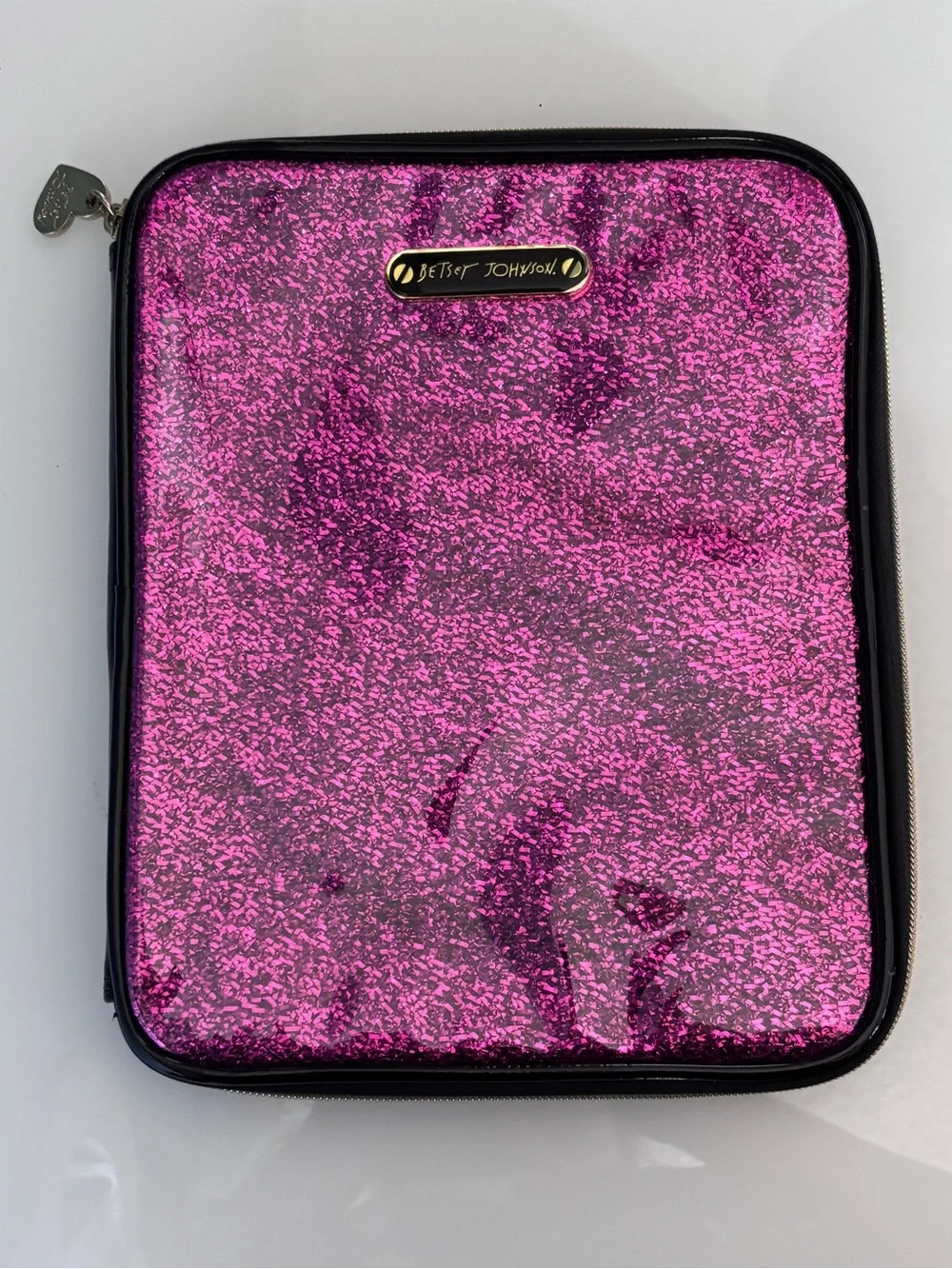 Betsey Johnson Glitter iPad Sleeve/Case – Pink